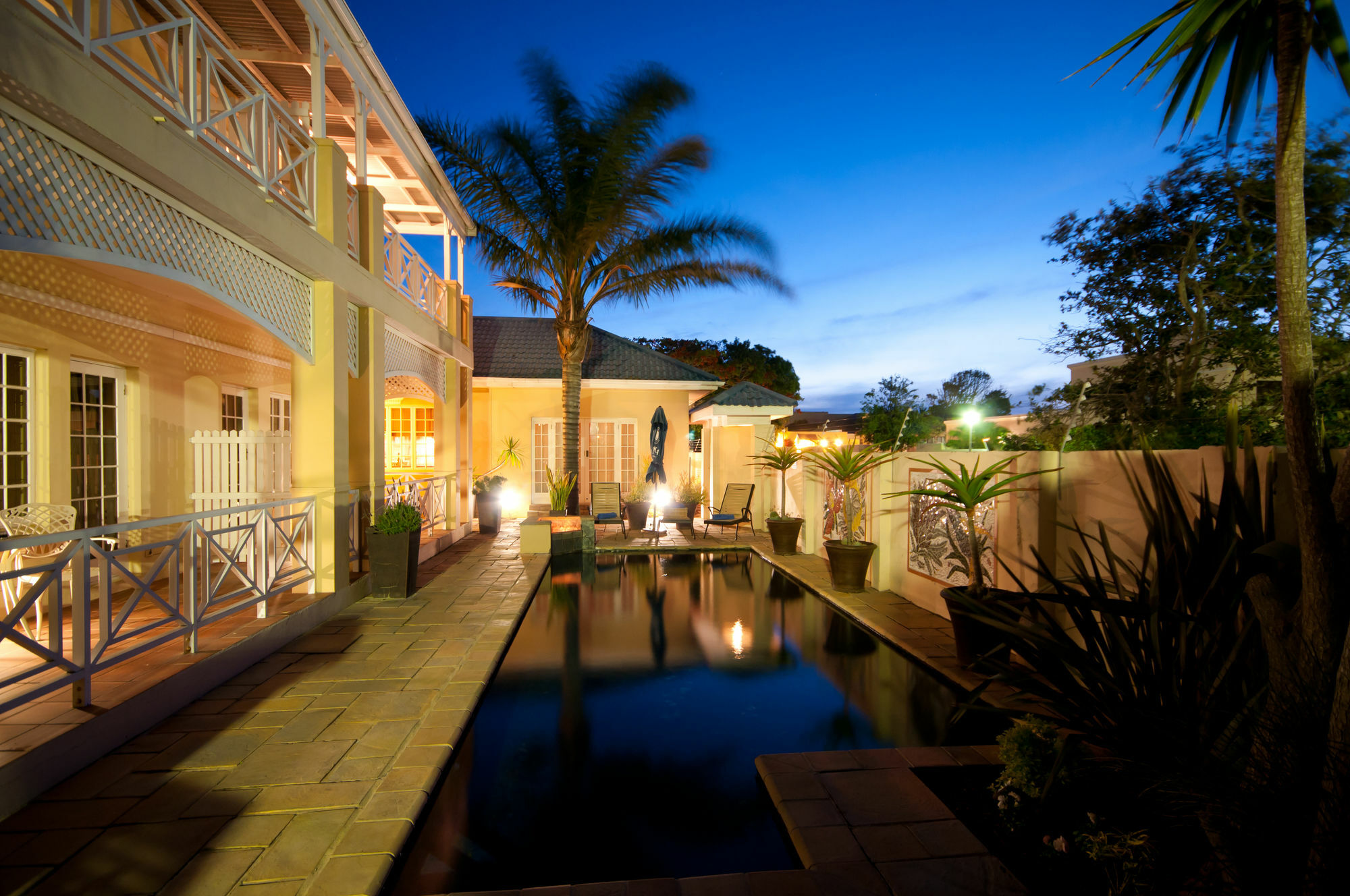Cape Flame Guest House Port Elizabeth Exteriör bild
