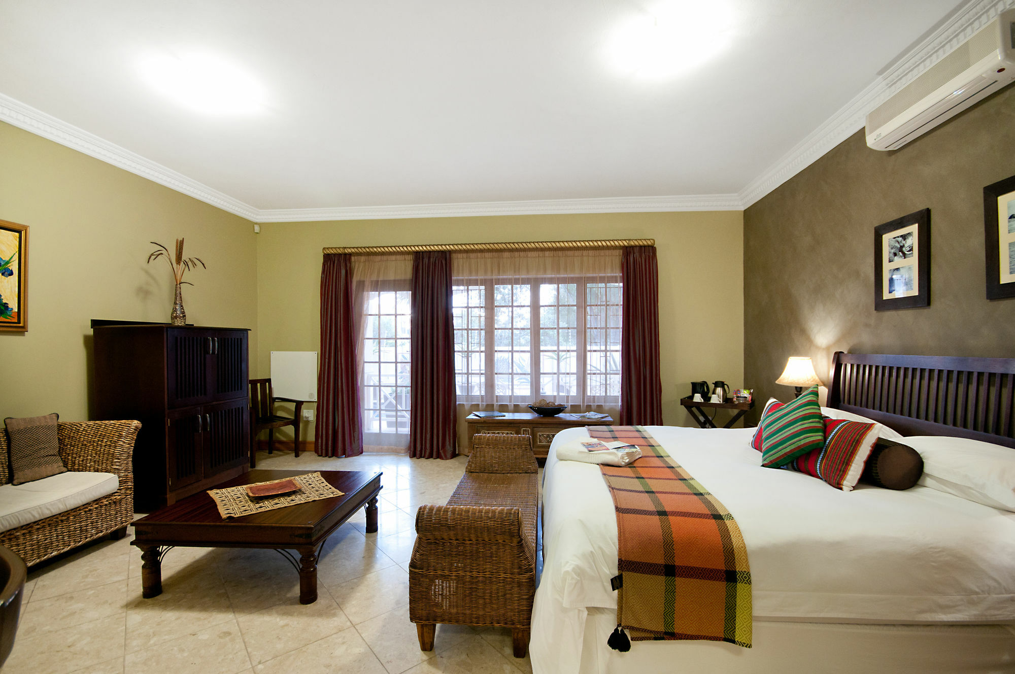 Cape Flame Guest House Port Elizabeth Exteriör bild
